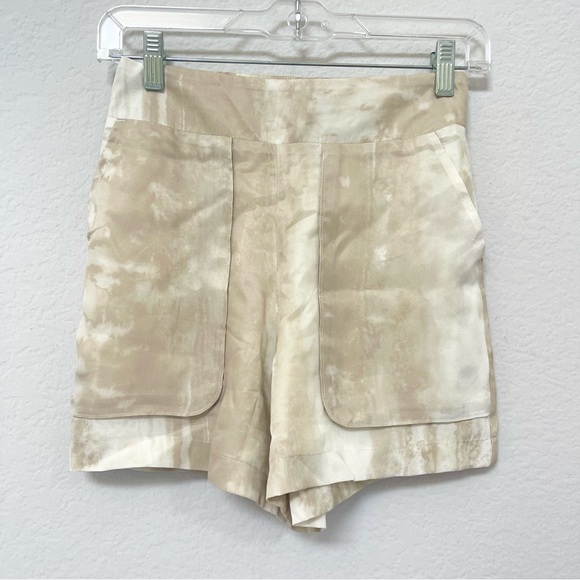 Travis Matthew Tropic Winds Short Brazilian Sand Size XS - Picture 2 of 5